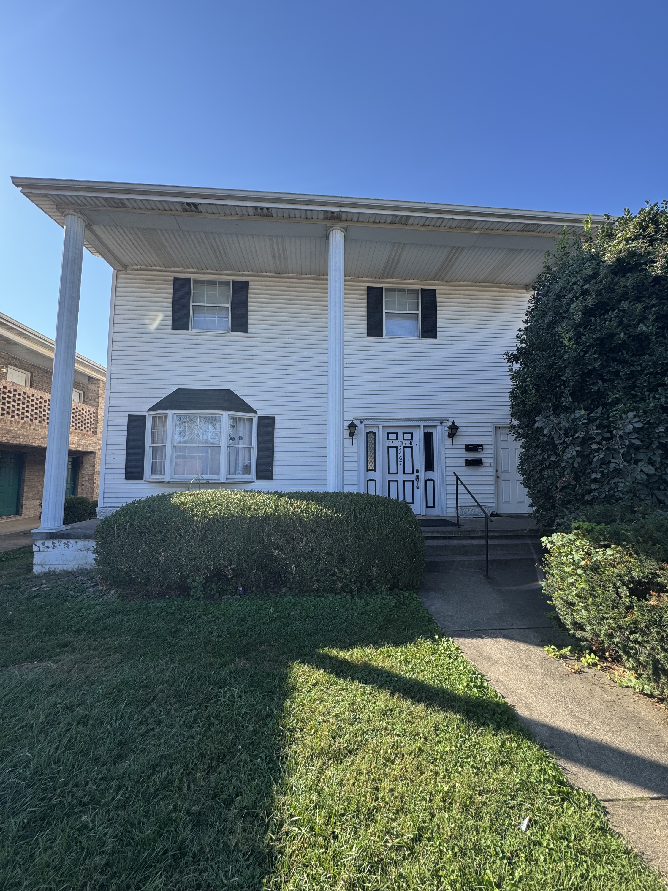 2467 3rd avenue -
