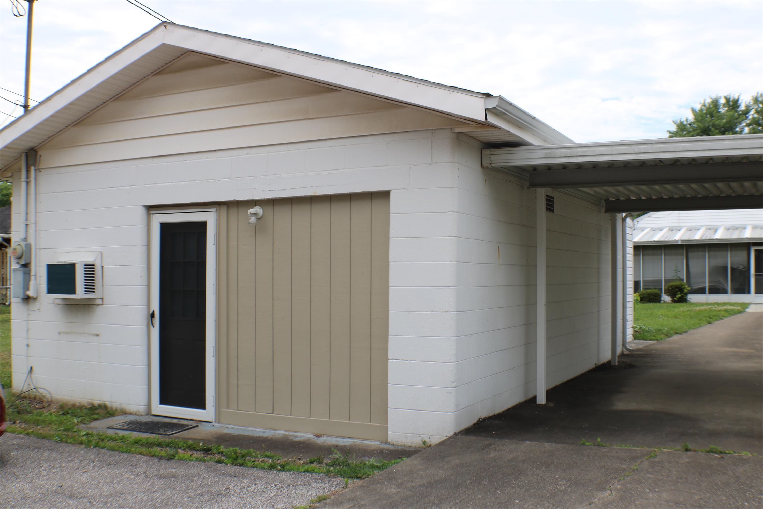 2480 Collis Avenue - 3