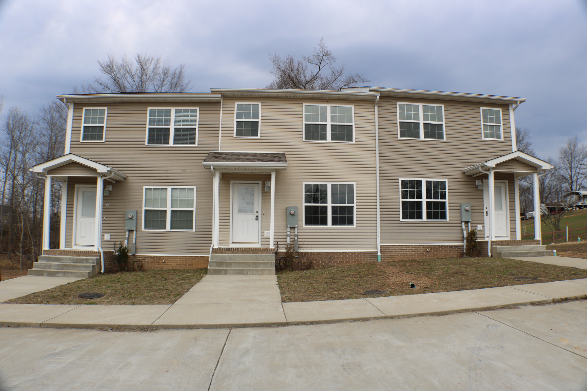 Property main image